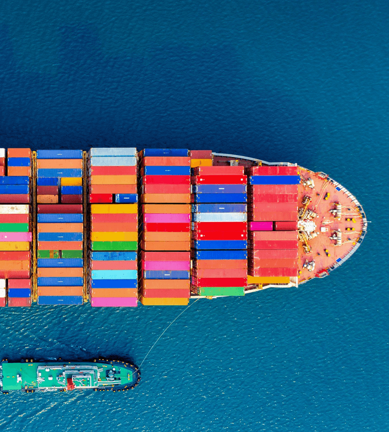 Shipping Agents in Oman managing vessel operations